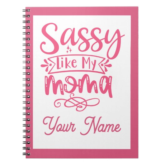 Pink Personalized "Sassy Moma" Notitieboek (Voorkant)