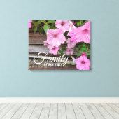 Pink Petunias Family Quote Canvas Afdruk (Insitu (Houten vloer))