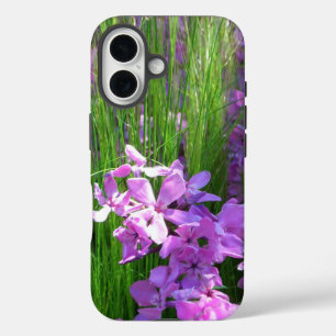 Pink Phlox en Grass Summer Floral iPhone 16 Hoesje