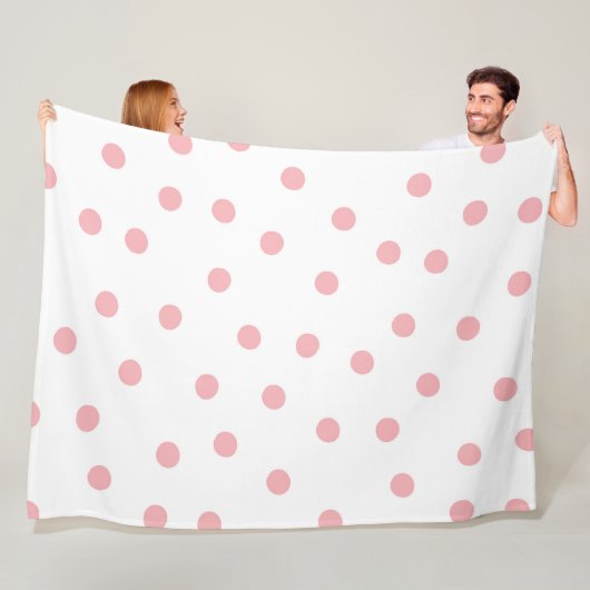 Pink Polka Delight Fleece Deken (In situ)