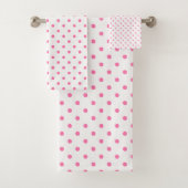 Pink Polkadots Pattern Bad Handdoek (Insitu)