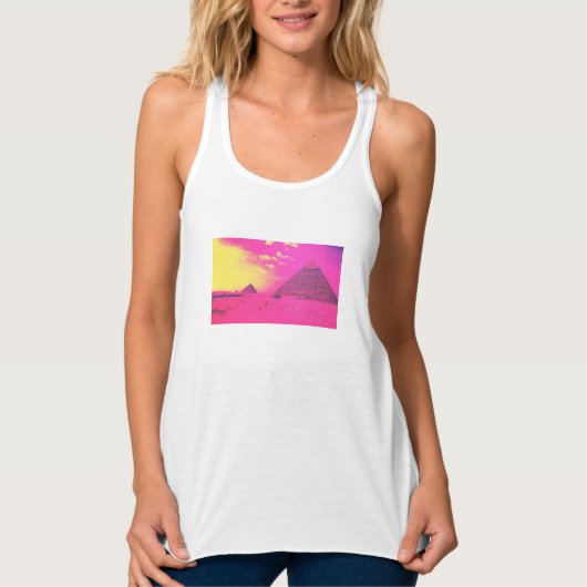Pink Pyramids T-Shirt Tank Top (Voorkant)