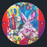 PINK RABBIT, CHRISTMAS CANDLES EN HOLLYBERRIES RONDE STICKER<br><div class="desc">Kleurrijke kerstnacht,  een grillig roze konijn met rode harten.</div>