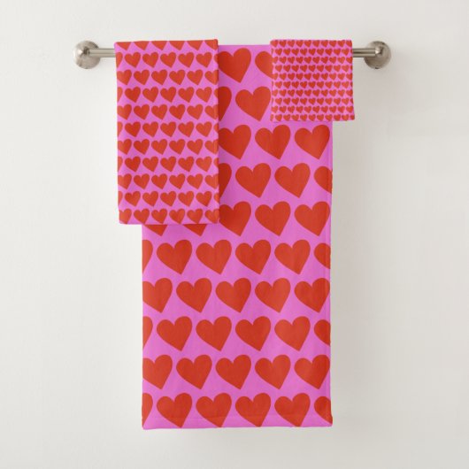 Pink Red Modern Retro Heart Pattern Valentine Cute Bad Handdoek (Insitu)