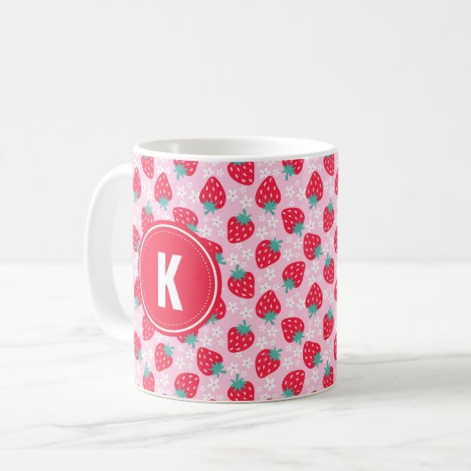 Pink Red Strawberries Floral  Pattern Monogram Koffiemok (Voorkant links)