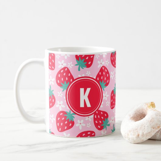 Pink Red Strawberries Floral  Pattern Monogram Koffiemok (Met donut)
