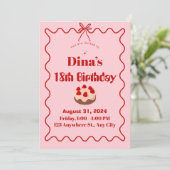 Pink Red Strawberry Cupcake Birthday Invite Kaart (Staand voorkant)