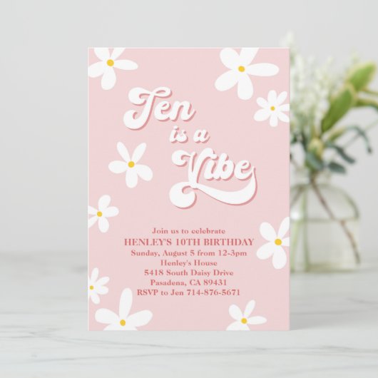 Pink Retro Daisy Ten is een vibe verjaardag Kaart (Staand voorkant)