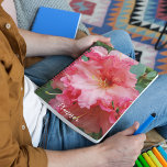 Pink Rhododendron Bloom Floral Planner<br><div class="desc">Deze maandelijkse/wekelijkse kalender-planner houdt al uw toekomstige activiteiten en programma's in één,  handige plaats georganiseerd en biedt het foto-afbeelding van een prachtig,  roze Rhododendron-bloem. Een mooi,  bloemetjesontwerp! Selecteer de kleur van de plannerdraad.</div>
