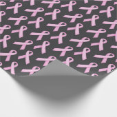 Pink Ribbon on Black - Breast Cancer Awareness Cadeaupapier (Hoek)