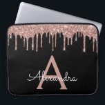 Pink Rose Gold Black Glitter Sparkle Monogram Laptop Sleeve<br><div class="desc">Pink Rose Gold en Black Faux Dripping Modern en Elegant Girly Glitter en Sparkle Elegant Monogram Hoesje. Dit hoesje kan worden aangepast om uw initiaal en voornaam op te nemen.</div>