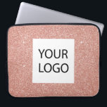 Pink Rose Gold Glitter - Aangepaste Logo Promotion Laptop Sleeve<br><div class="desc">Roze Rose Gold Faux Glitter en Sparkle Elegant Custom Logo Promotionele Laptop Tas of Sleeve Promotionele Hoesje. Dit hoesje kan worden aangepast om uw bedrijf of zakelijke logo op te nemen.</div>