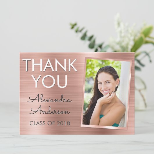 Pink Rose Gold Metallic Afstuderen Dank u Kaart (Staand voorkant)