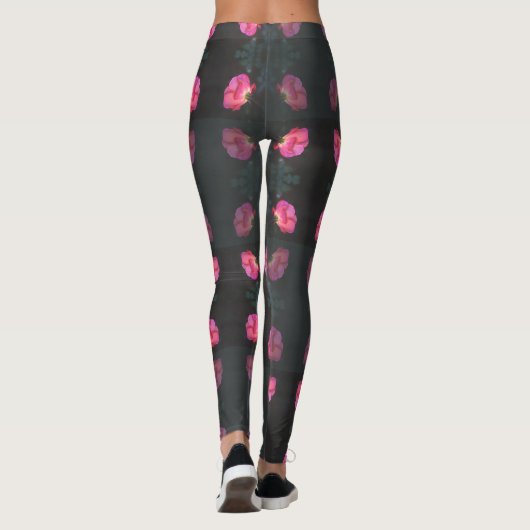 Pink Rose Pattern Leggings (Achterkant)