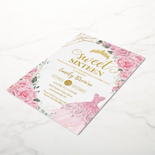 Pink Roses Floral Gold Princess Dress Sweet 16  Folie Uitnodiging (Gedraaid)