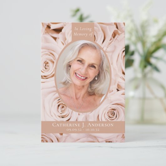 Pink Roses-script Sympathy Memorial Funeral Bedankkaart (Staand voorkant)