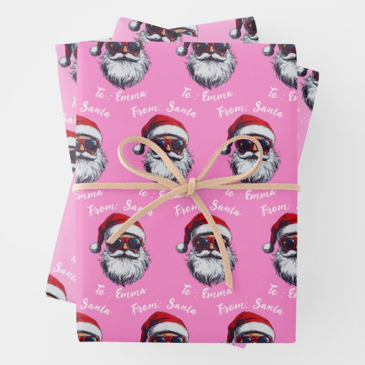 Pink Santa Gift Wrap, Custom Name Christmas Pink Inpakpapier Vel (In situ)
