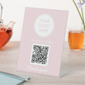 Pink Scan me om QR Code Desk Sign te betalen Reclamebord Met Voetstuk (Insitu)