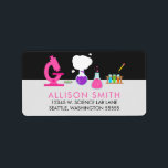 Pink Science Lab Etiket<br><div class="desc">Voeg een wetenschappelijk tintje toe aan uw correspondentie met de Pink Science Lab-Adresetiketten die zijn ontworpen door Enchantfancy Design Company. Deze labels bevatten een wetenschappelijke labsetting, compleet met dingen die je nodig zou kunnen hebben voor een wetenschappelijk experiment, waaronder een roze microscoop, een petrischaaltje, reageerbuizen en paarse en roze scheikundebekers....</div>