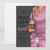 Pink Scrubs Verpleegkunde School Afstuderen Invita Kaart (Voorkant / Achterkant)