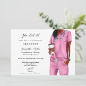 Pink scrubs verpleegster foto ze deed het Afstuder Kaart (Staand voorkant)