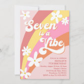Pink Seven is een Vibe Retro Daisy Rainbow Birthda Kaart (Voorkant)