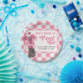 Pink She's Ready to Pop Baby Shower Papieren Bordje (Feest)