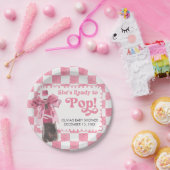 Pink She's Ready to Pop Baby Shower Papieren Bordje (Feest)