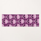 Pink Skull Pattern – Bold Repeating Design Yogamat (Voorkant (horizontaal))