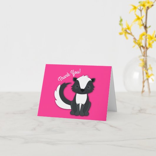 Pink Skunk verjaardagsfeestje Kaart (Gele Bloem)