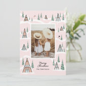Pink Snowy A-Frames Winter Cabin Photo Feestdagenkaart (Staand voorkant)