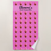 Pink Strawberry and Chocolate Ice Cream Pattern Strandlaken (Voorkant)