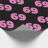 Pink Stripes 69 Event # (Verjaardag, Jubileum) Cadeaupapier (Hoek)
