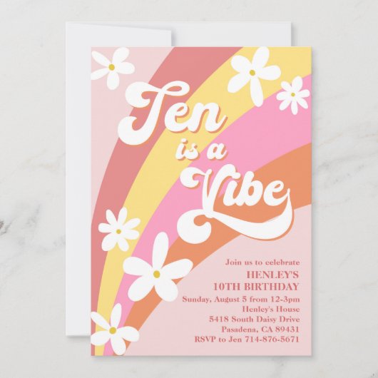 Pink Ten is een Vibe Retro Daisy Rainbow Birthday Kaart (Voorkant)