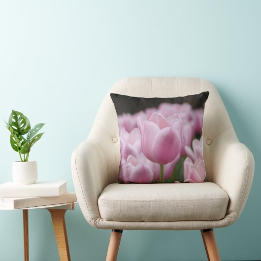 Pink tulip cushion pillow kussen (Stoel)
