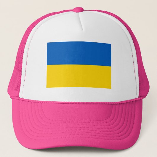 PINK Ukraine National Flag Trucker Pet (Voorkant)