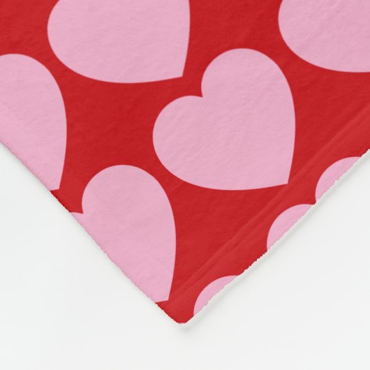 Pink Valentines Hearts on Red Fleece Deken (Hoek)