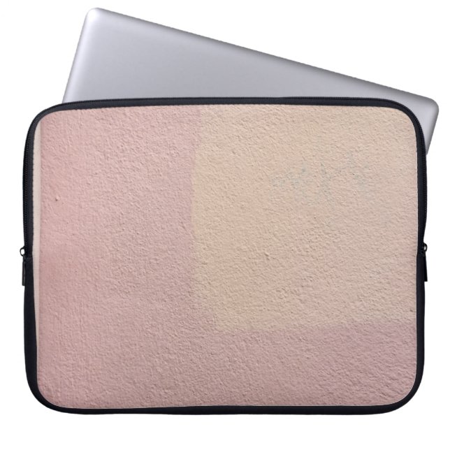PINK WALL PAINT LAPTOP SLEEVE (Voorkant)