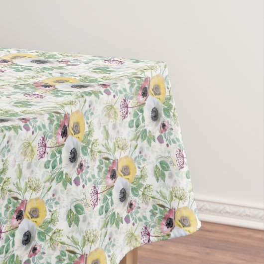 Pink, white and yellow anemones. tafelkleed (Voorbeeld)