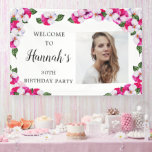 Pink White Floral 30th Birthday Welkom Spandoek<br><div class="desc">Een elegant lijst van waterverf pansies omringt je 30ste verjaardagsfeestje details en foto's. De heldere en kleurrijke magenta,  roze en witte bloem is perfect voor een lente- of zomerfeest. Al tekst is editable zodat kunt u enkel het juiste beeld creëer.</div>