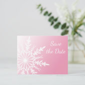 Pink White Snowflake Winter Wedding Save the Date Aankondigingskaart (Staand voorkant)