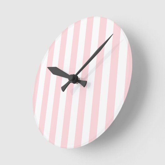 Pink & White Stripe Clock Ronde Klok (Hoek)