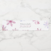 Pink Winter Wonderland Snowflake First Birthday Waterfles Etiket (Enkel label)