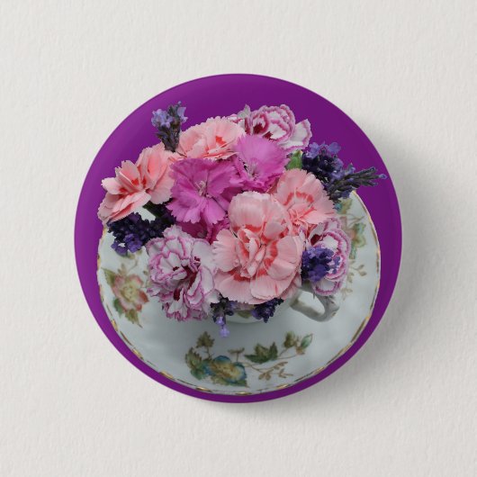 Pinks-anjers in teacup ronde button 5,7 cm (Voorkant)