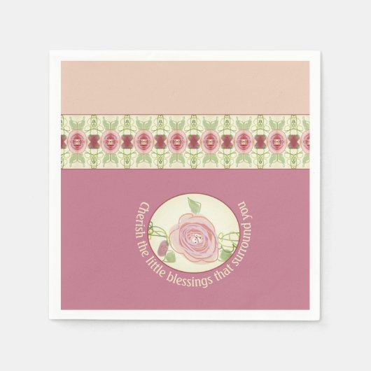 Pinks Groenen en Cream Patroon Accented Servet (Voorkant)