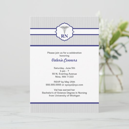 Pinstripe Nurse Afstuderen Celebration Invites Kaart (Staand voorkant)