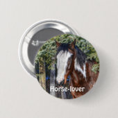 Pinto Paint Stallion & Evergreen Trees Ronde Button 5,7 Cm (Voorkant /achterkant)