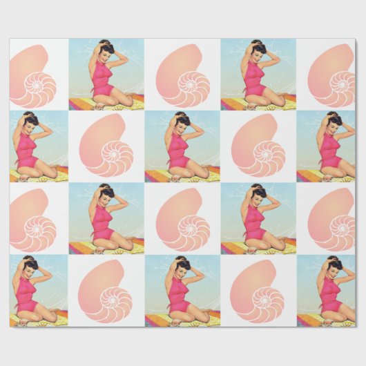 Pinup Girl en Zee Shell Beach Pattern Cadeaupapier (Vlak)