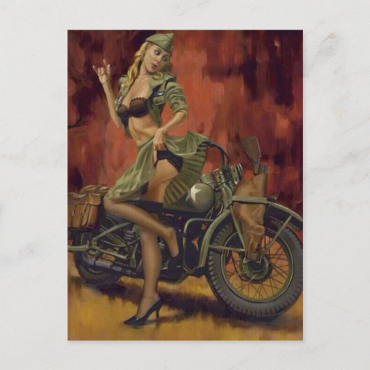 PINUP MEISJE EN MOTOR. BRIEFKAART (Voorkant)