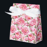 Pioenroos Print Feestbehandelingsdoos Bedankdoosjes<br><div class="desc">De feestelijke verpakkingsdoos is afgebeeld met een prachtige roze pioenroos bloemenprint. 
Pas dit item aan of koop het zoals het is.
Tip: Voeg gewoon je lekkere behandelingen toe en wat vrolijke linten.



Gelicenseerde afbeelding</div>